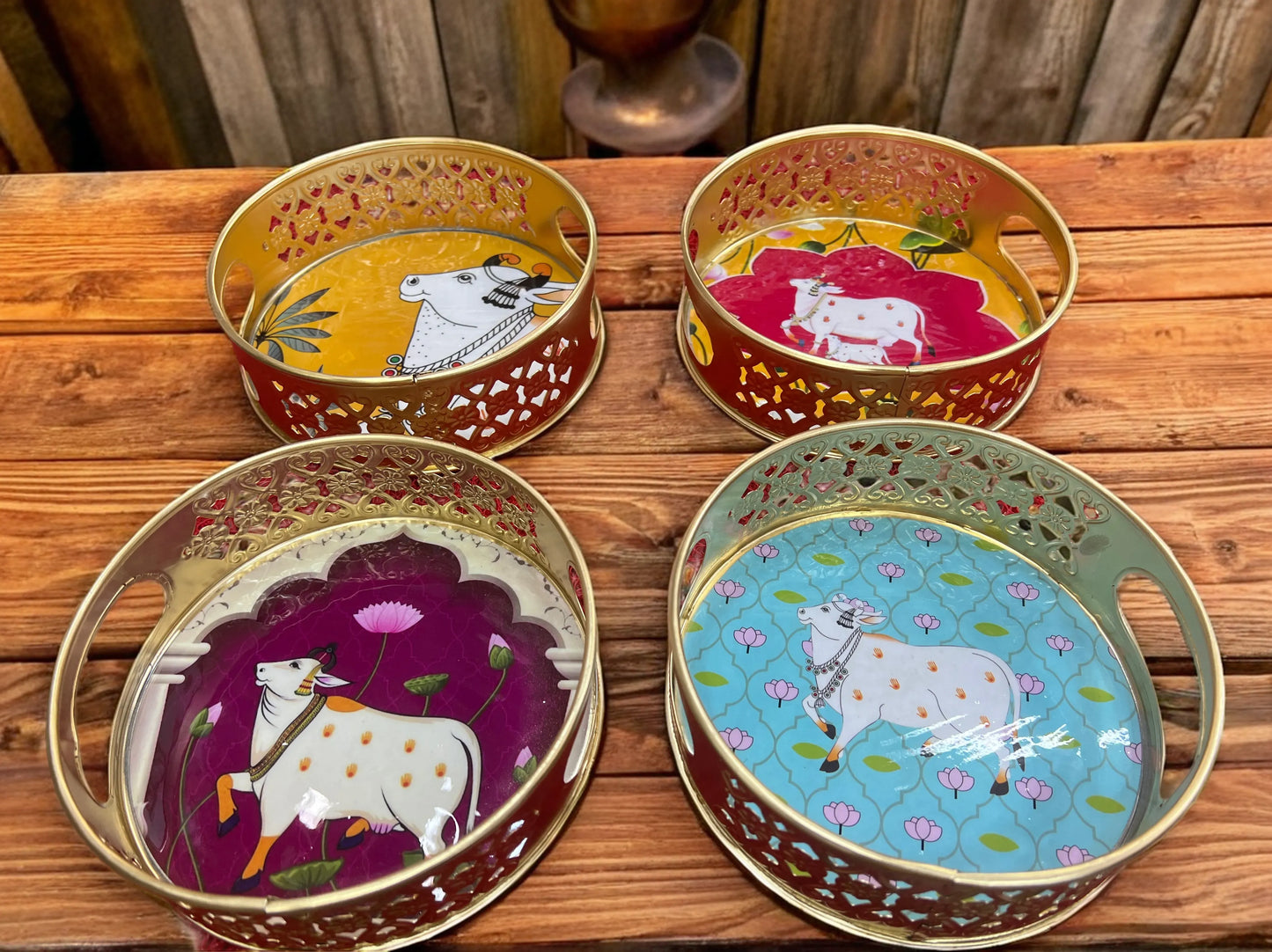 Pichwai Round Metal Tray